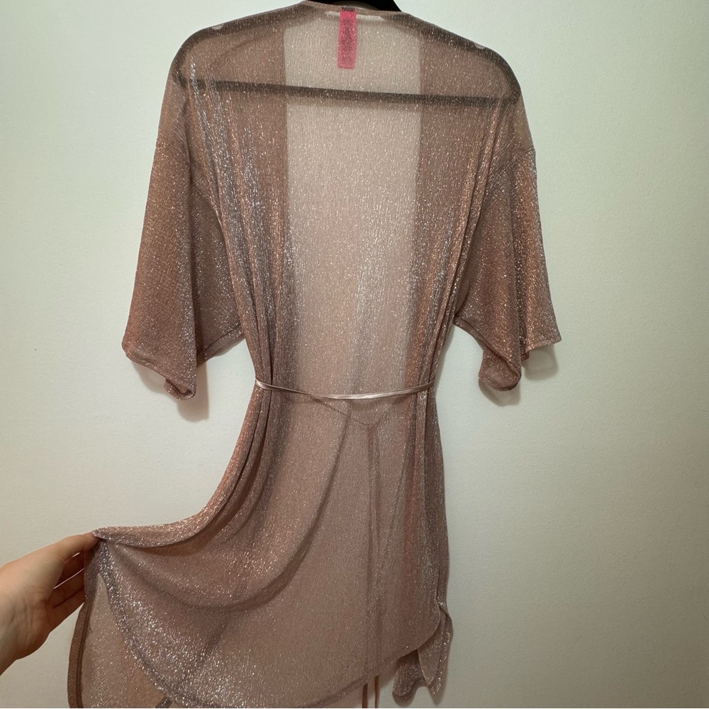 Shimmering Lingerie Robe 🤍🤍🤍💫